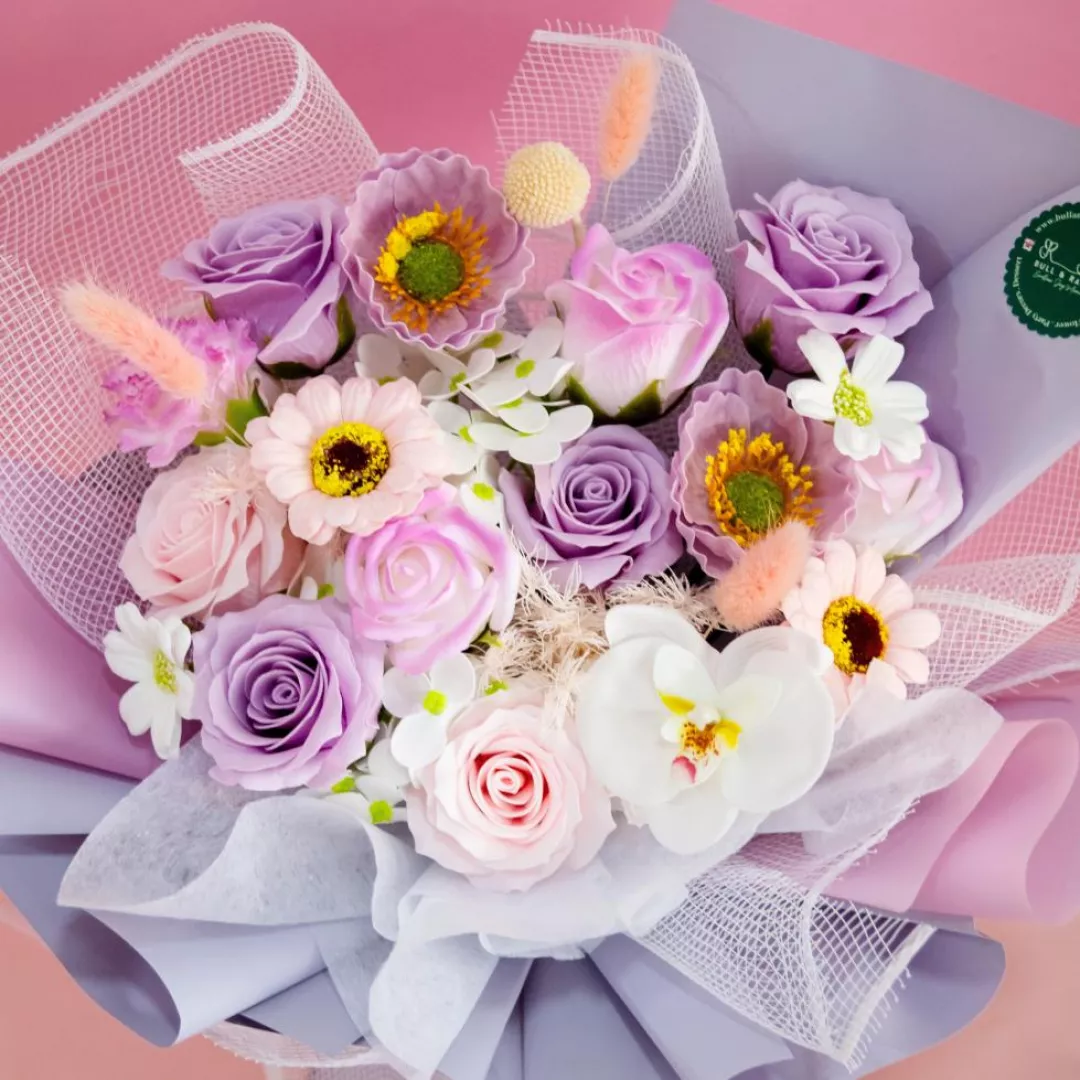 [Valentine's Day 2026] Cassandra Bouquet  (Preserved & Soap Flower)