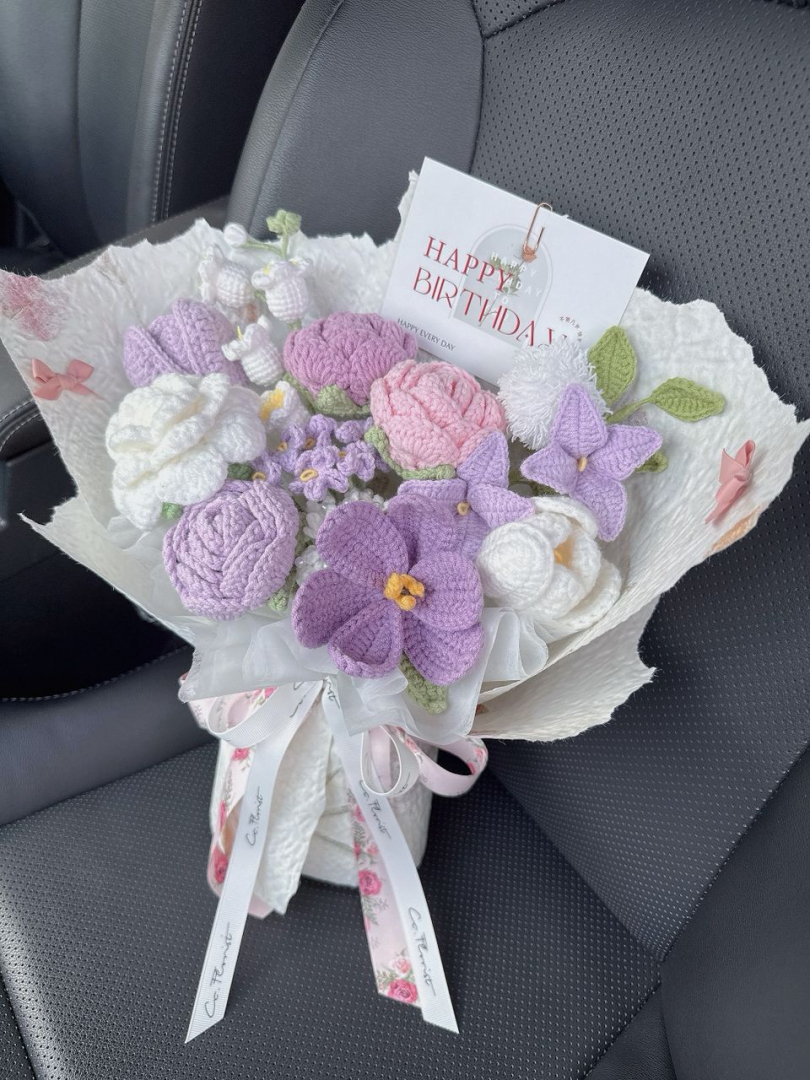 M size Mix Crochet Bouquet 