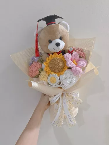 Graduation Bear Bouquet