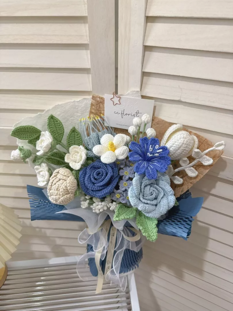 Blue Theme Mix Crochet Bouquet