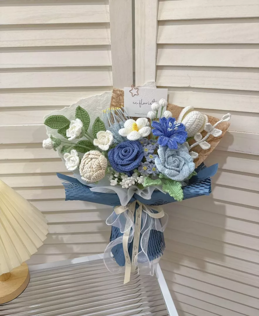 Blue Theme Mix Crochet Bouquet
