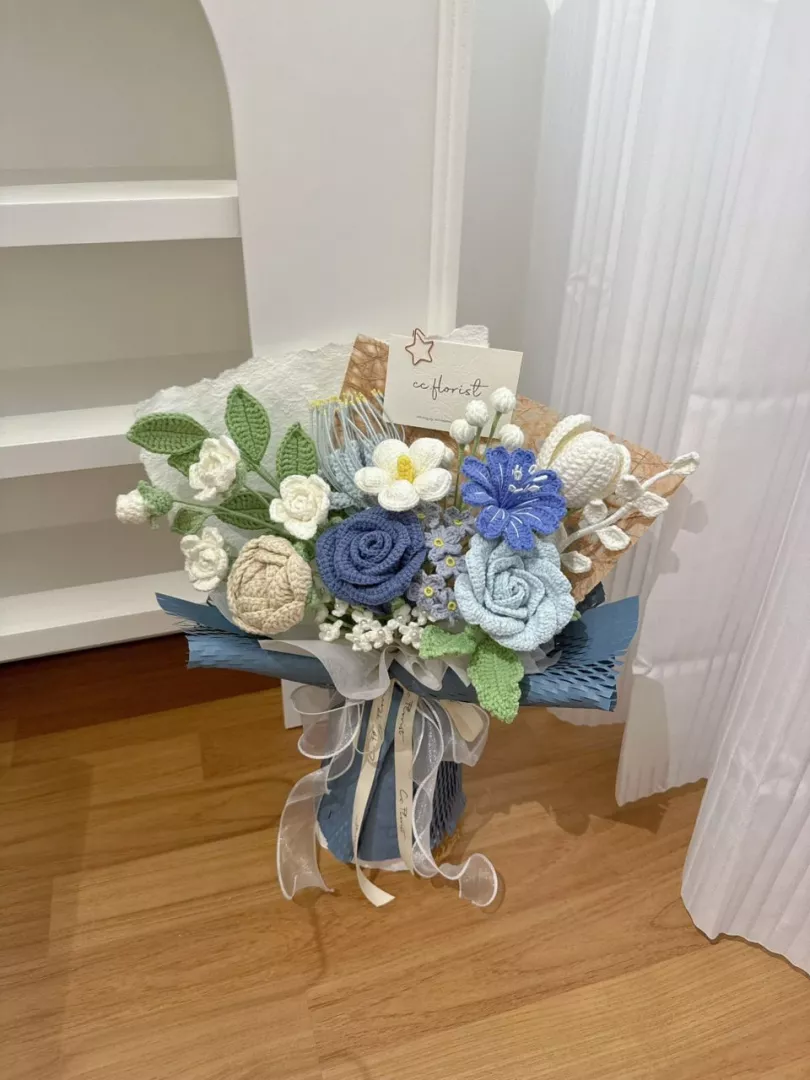 Blue Theme Mix Crochet Bouquet