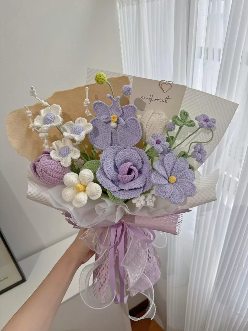 M size Mix Crochet Bouquet (Purple Theme)