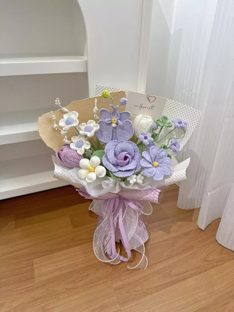 M size Mix Crochet Bouquet (Purple Theme)