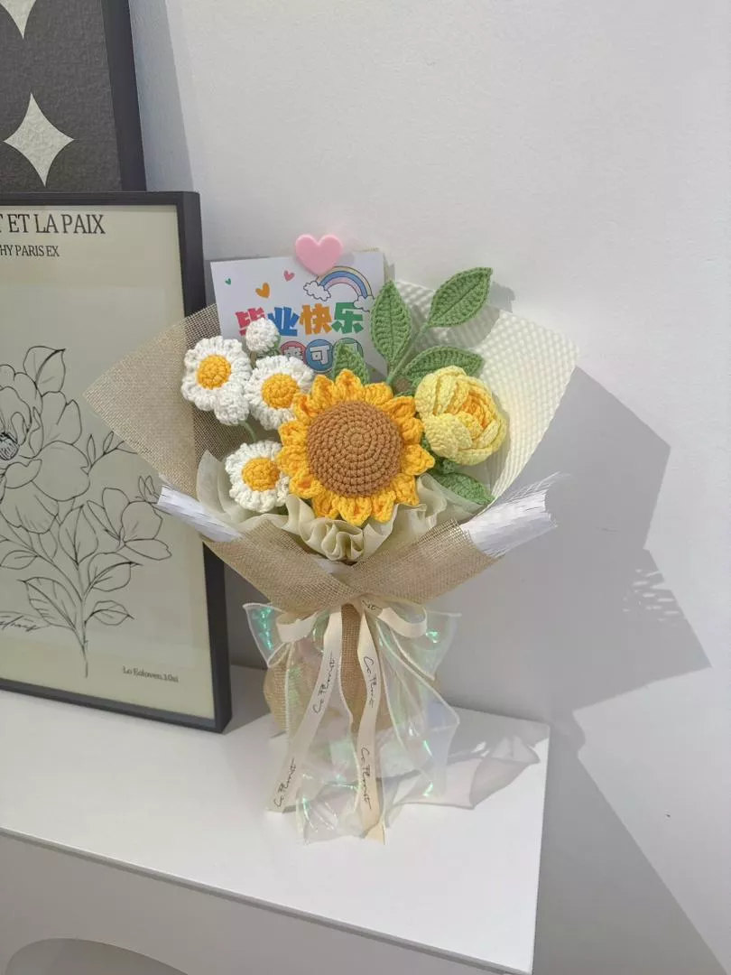 S size Sunflower Crochet Bouquet