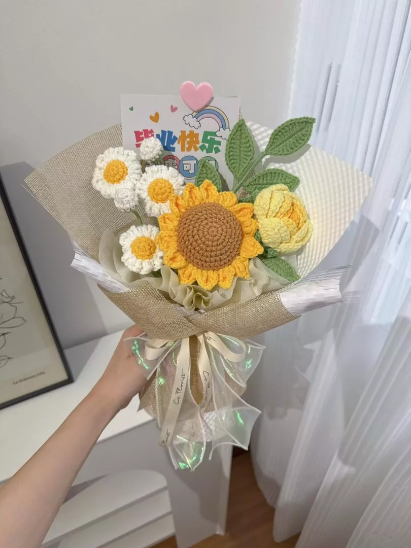 S size Sunflower Crochet Bouquet
