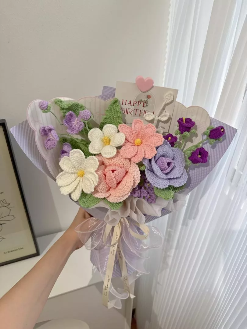 M size Mix Crochet Bouquet (Purple Theme)