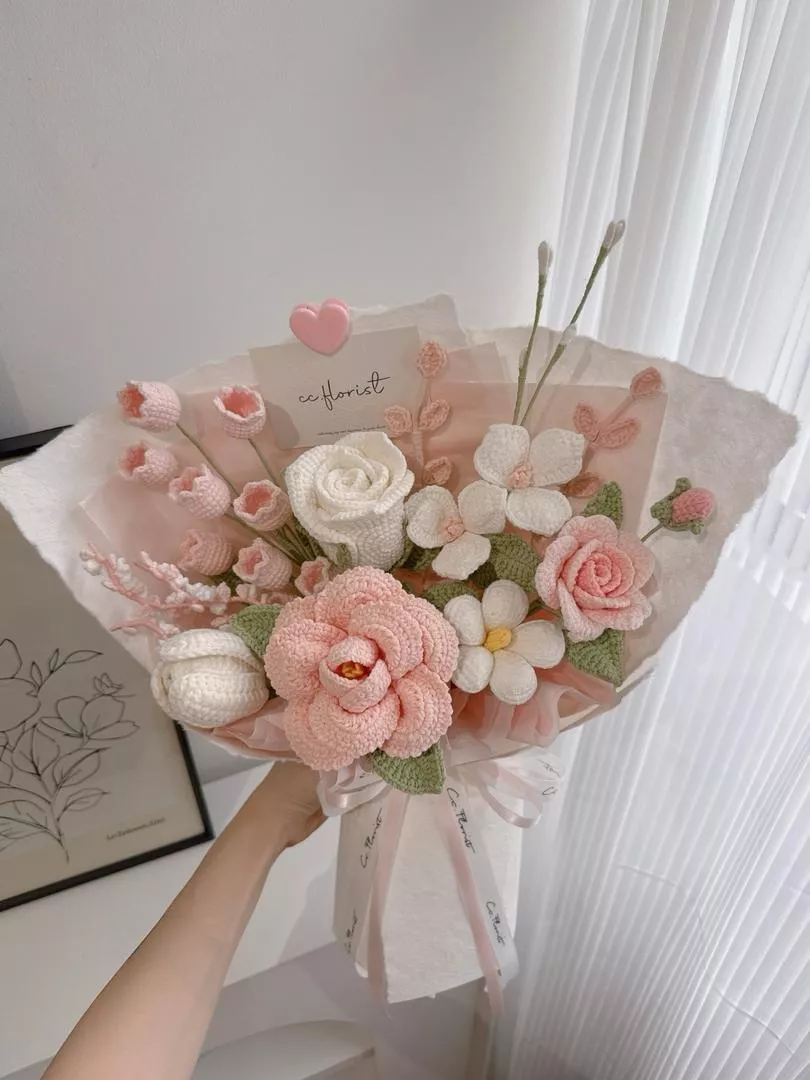 M size Mix Crochet Bouquet (Pink Theme)