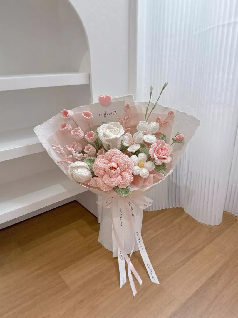 M size Mix Crochet Bouquet (Pink Theme)