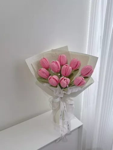 M size Pink Theme Tulip Bouquet
