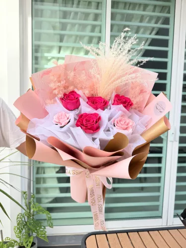 Preserved Rose 永生花花束 