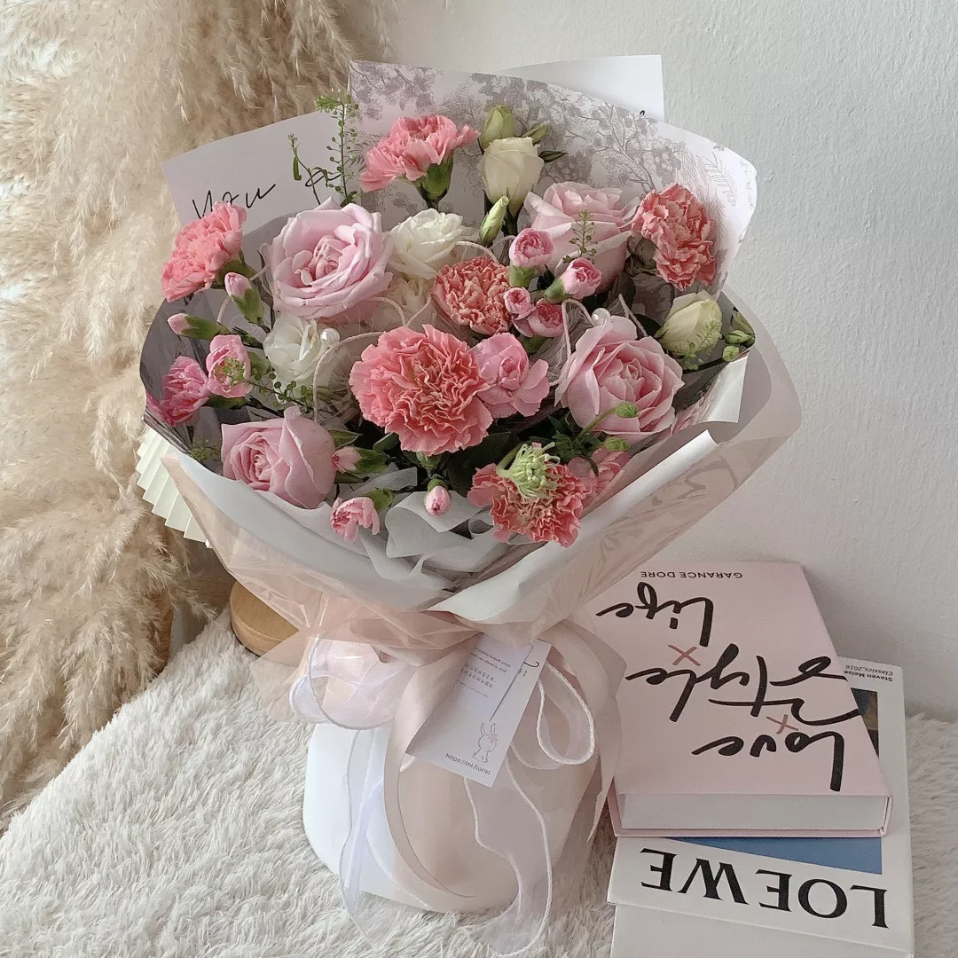Mother‘s Day 2023  Tina Mix Bouquet ( Fresh Flower )