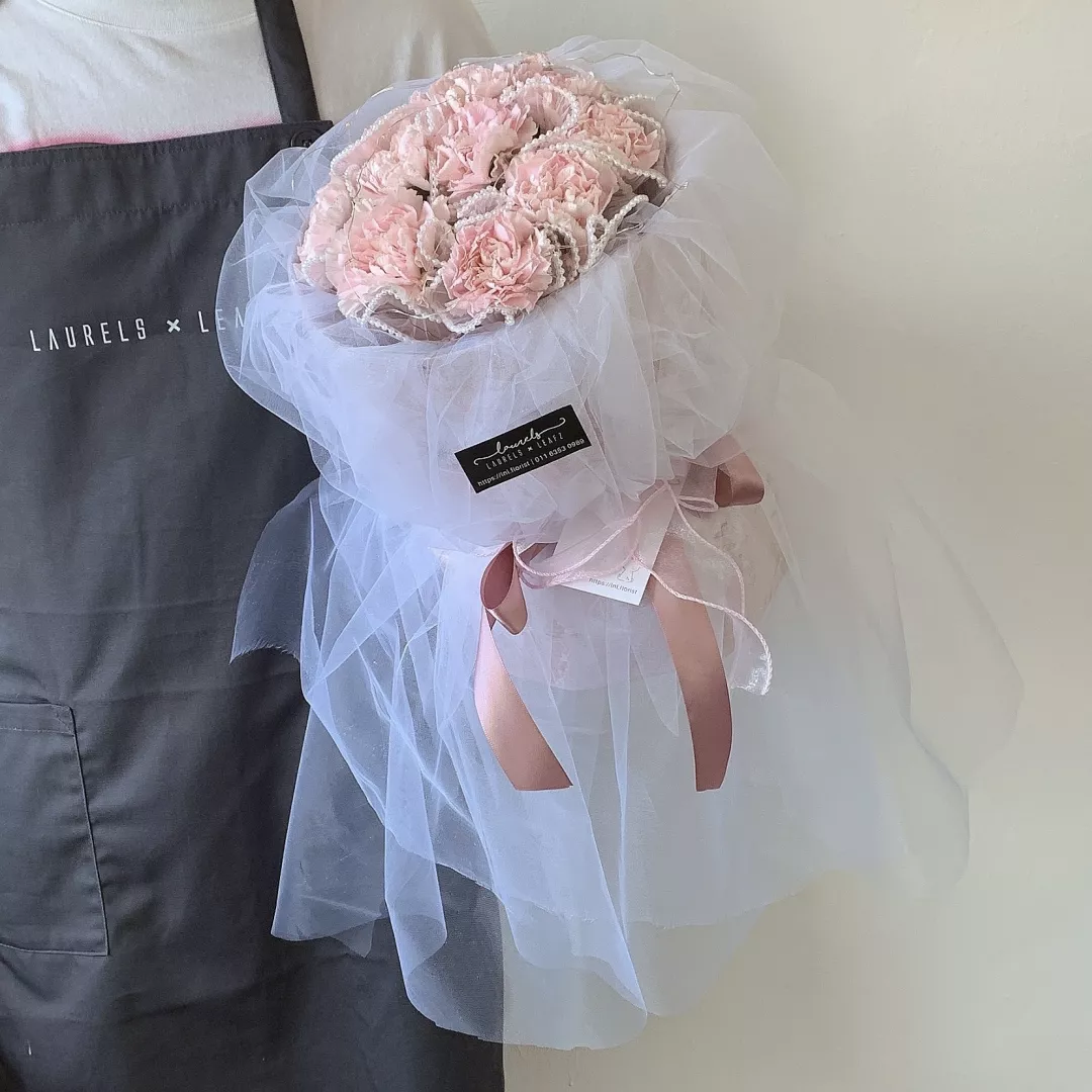 Mother's Day 2023 Wendy Carnation Bouquet ( Fresh Flower )