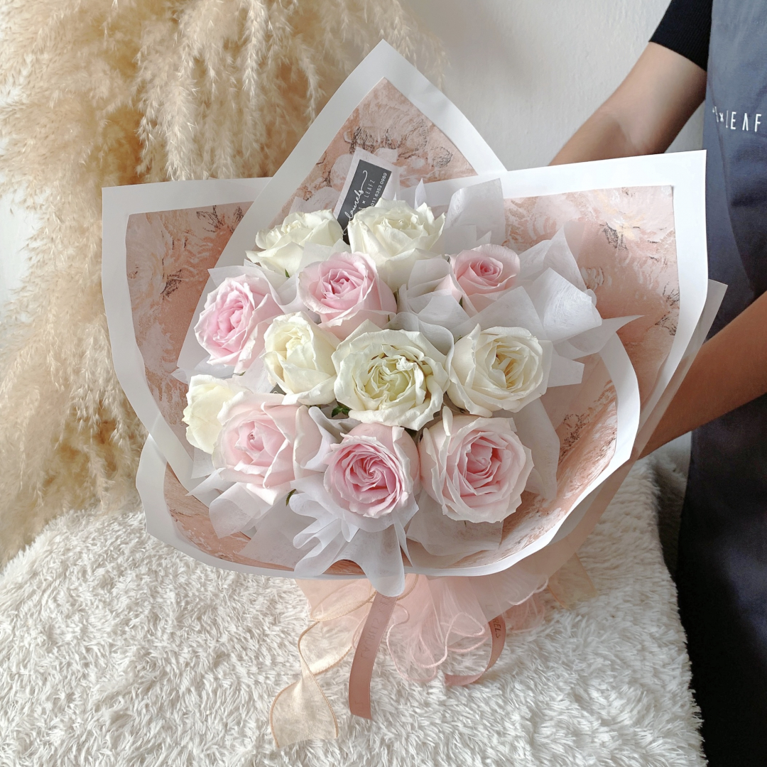 520 Star Rose Bouquet ( Fresh Flower )