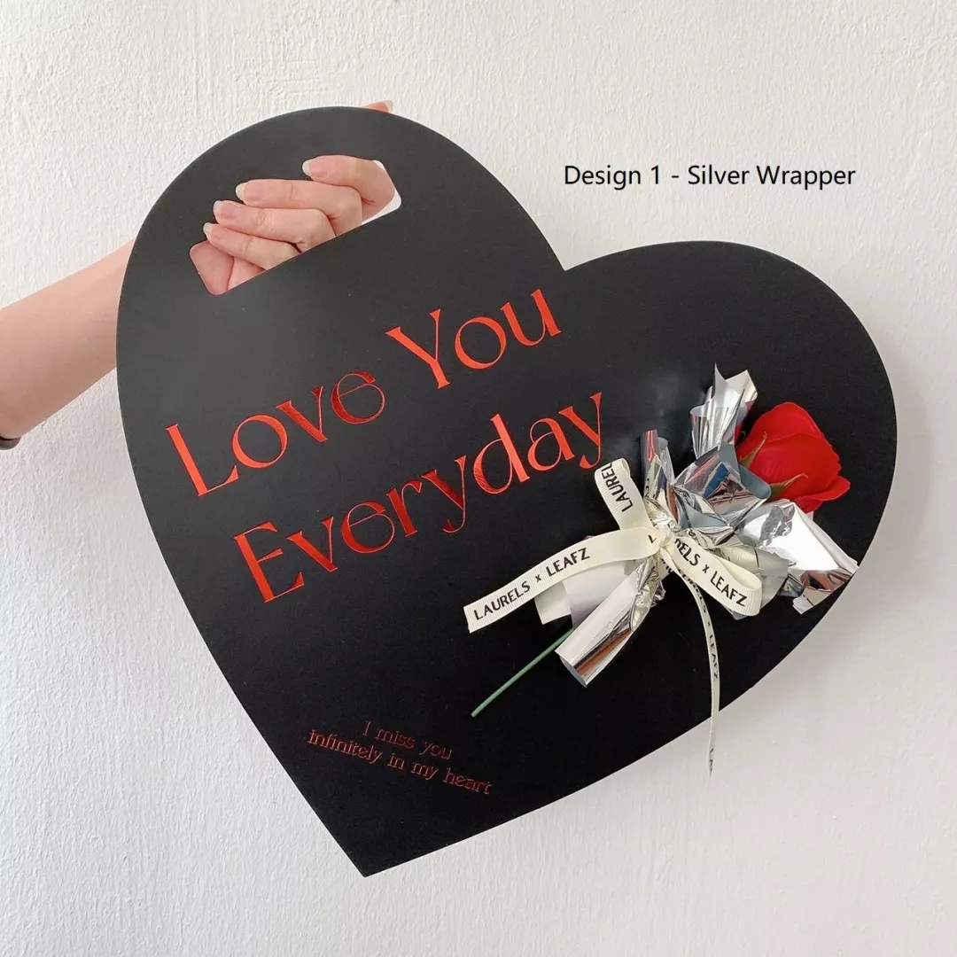 520 Love Black Card Bouquet (Fresh / Soap Flower)