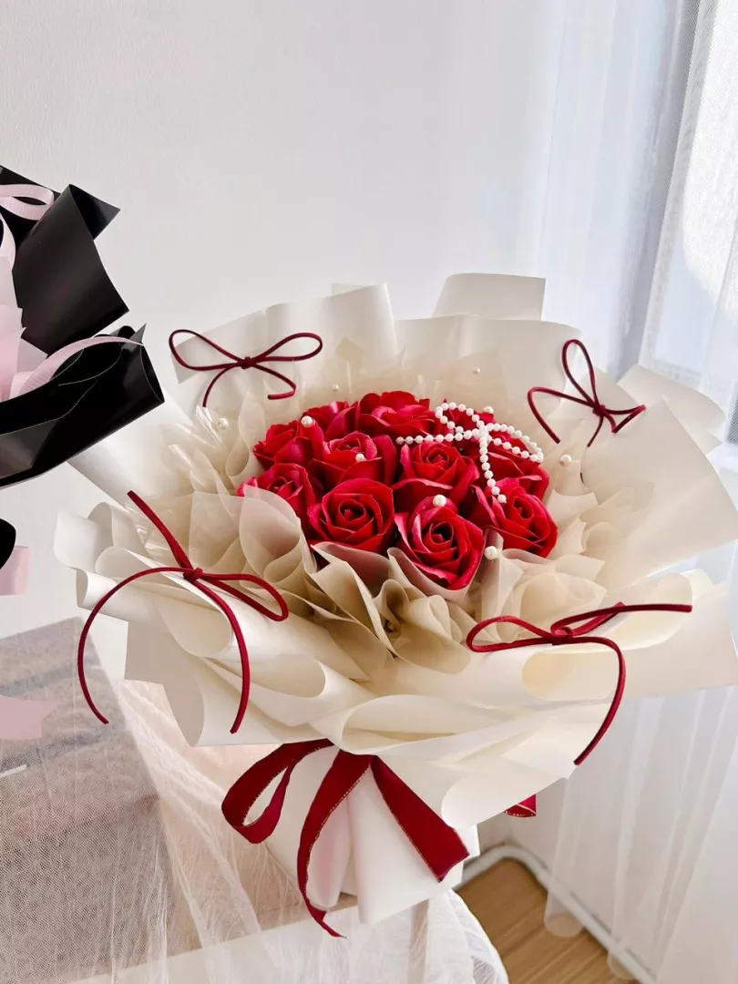 Love in Blooms Soap Flower Bouquet