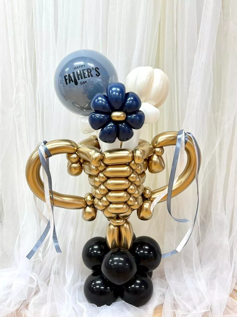 Fathers Day 2026 - Best Dad Ever Balloon Trophy Sculpture