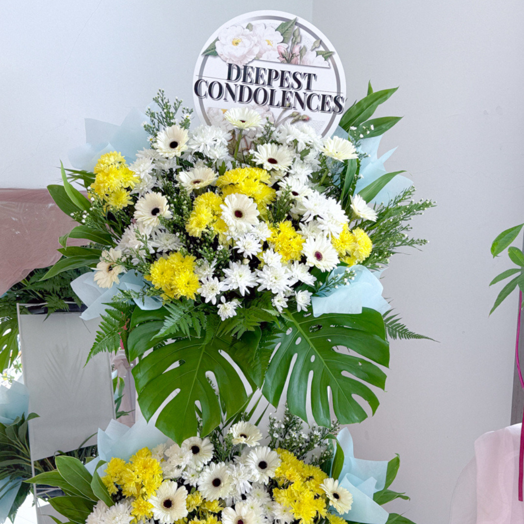 Sympathy Stand | Condolences 76