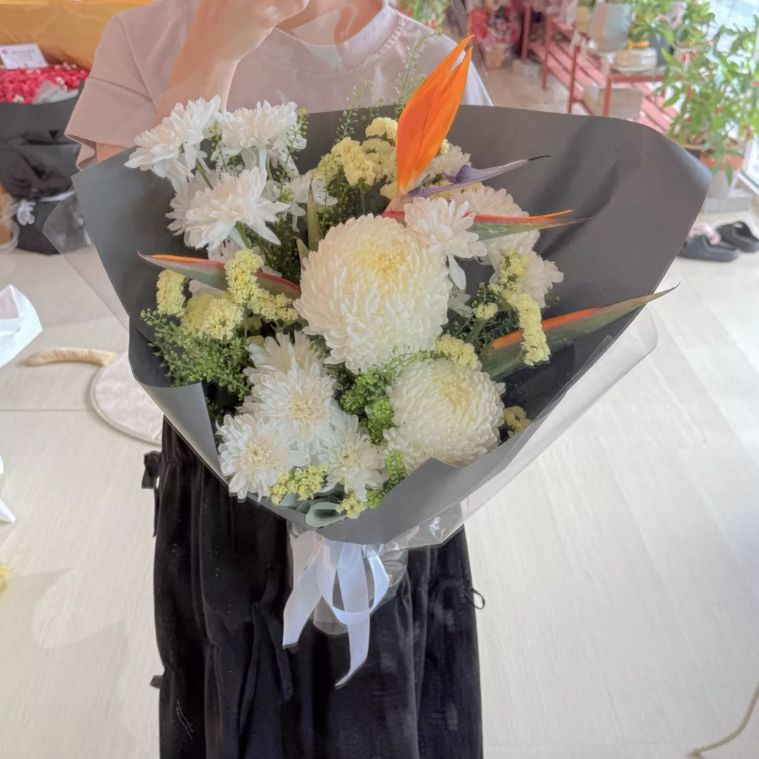 Condolence Bouquet | Peace