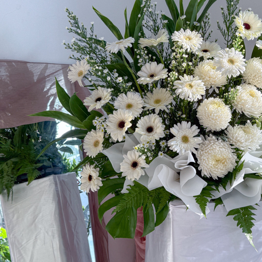 Sympathy Stand | Condolences Stand 96