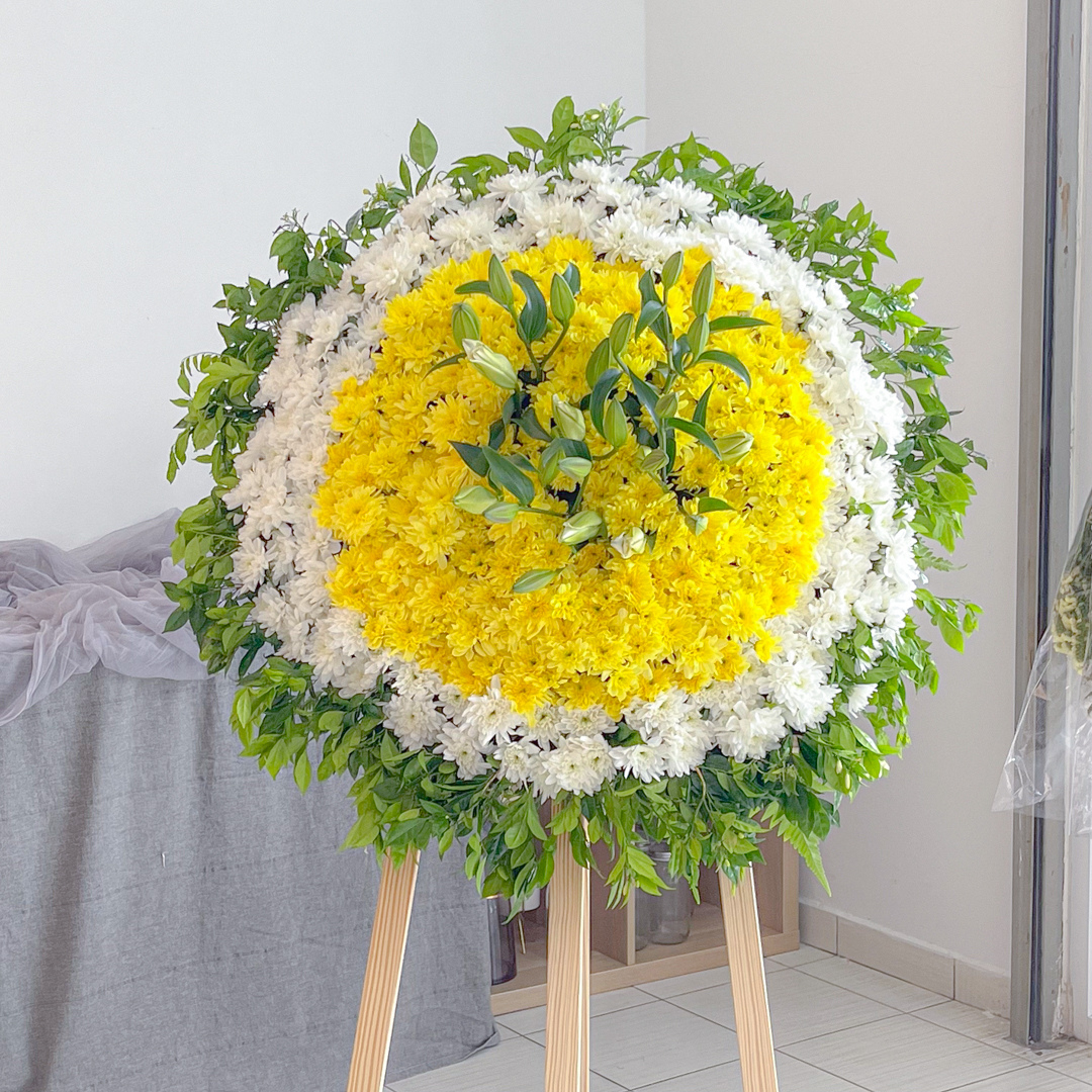 Sympathy Stand | Condolences 95