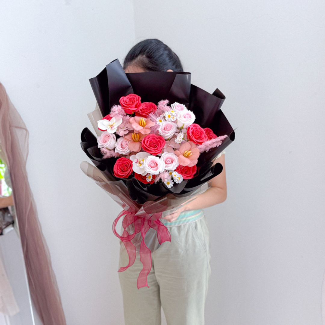 Soap Flower Bouquet | Midnight Elegance
