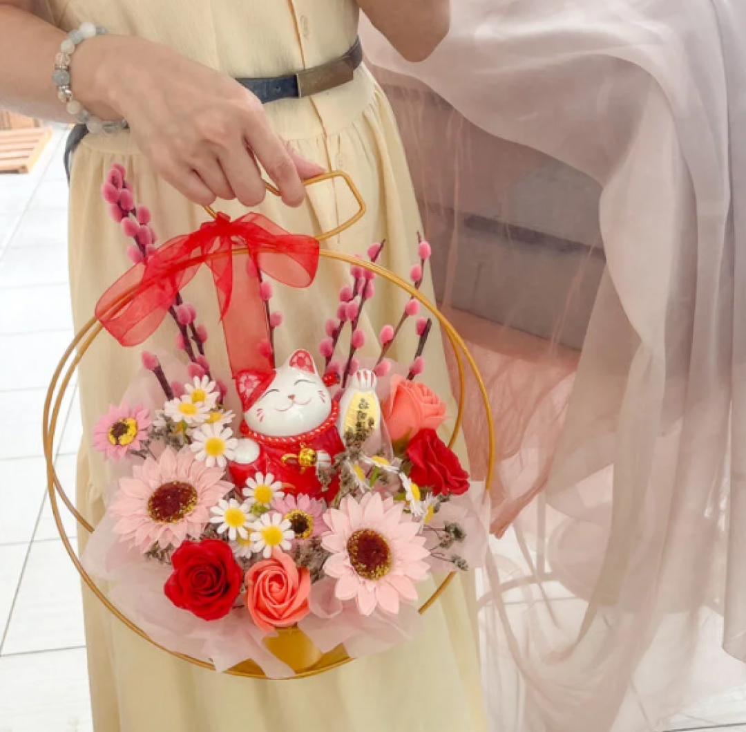 Congratulatory Soap Flower Box | Pinky Lucky Cat box