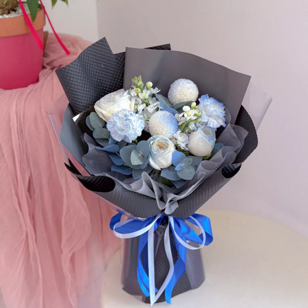 Fresh Flower Bouquet | Tender Blue