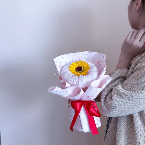 Soap Flower Bouquet | Little Sunbeam