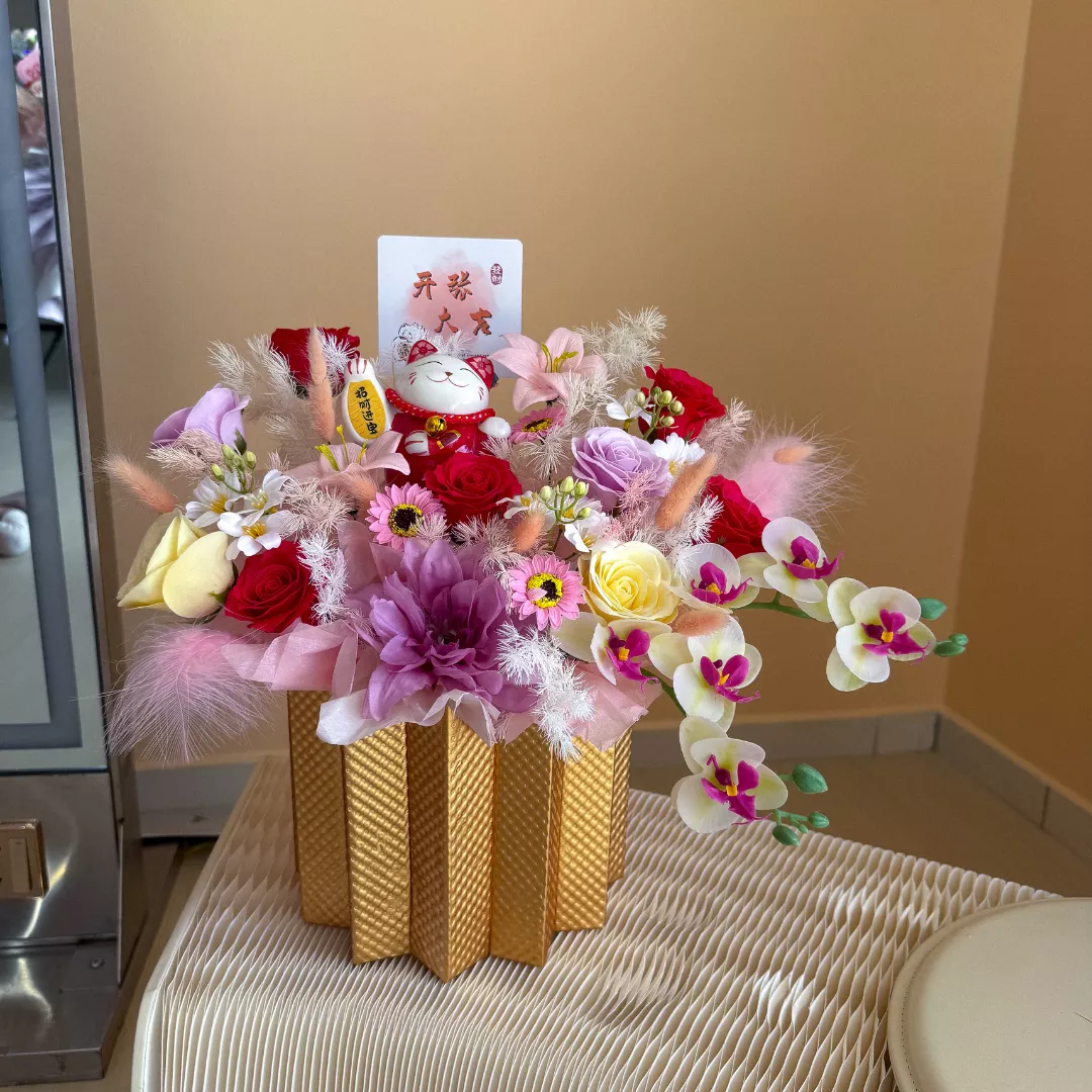 Congratulatory Soap Flower Box | Lucky Prosper Bloom