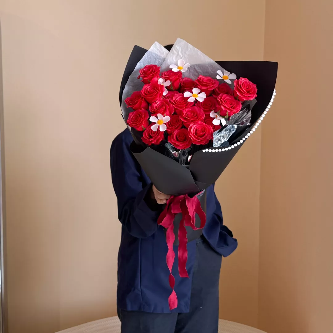 VD 26 | Soap Flower Bouquet | Quietly Yours 悄悄喜欢你 (Red)