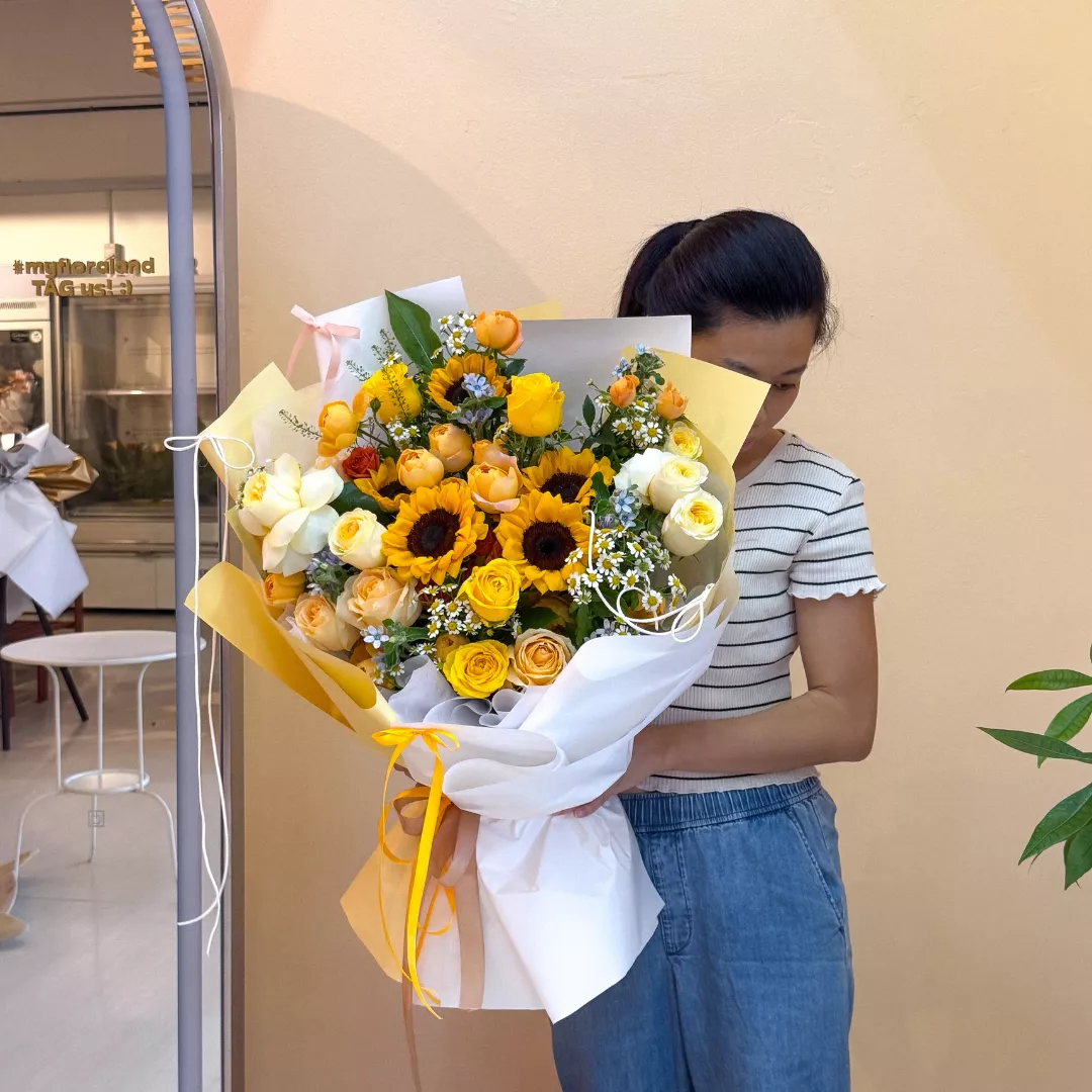 Fresh Flower Bouquet | Soft as a Vow (Pre – Order)