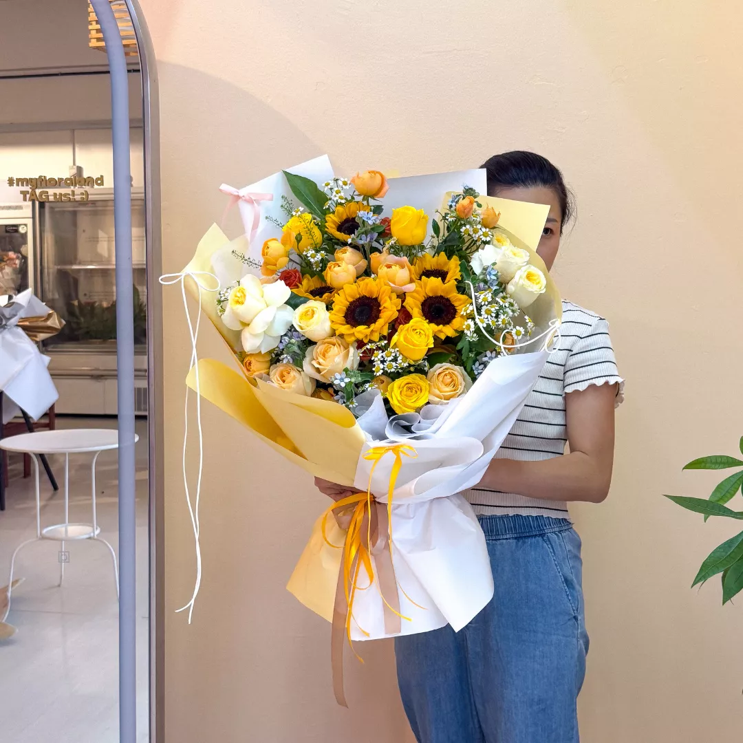 Fresh Flower Bouquet | Soft as a Vow (Pre – Order)