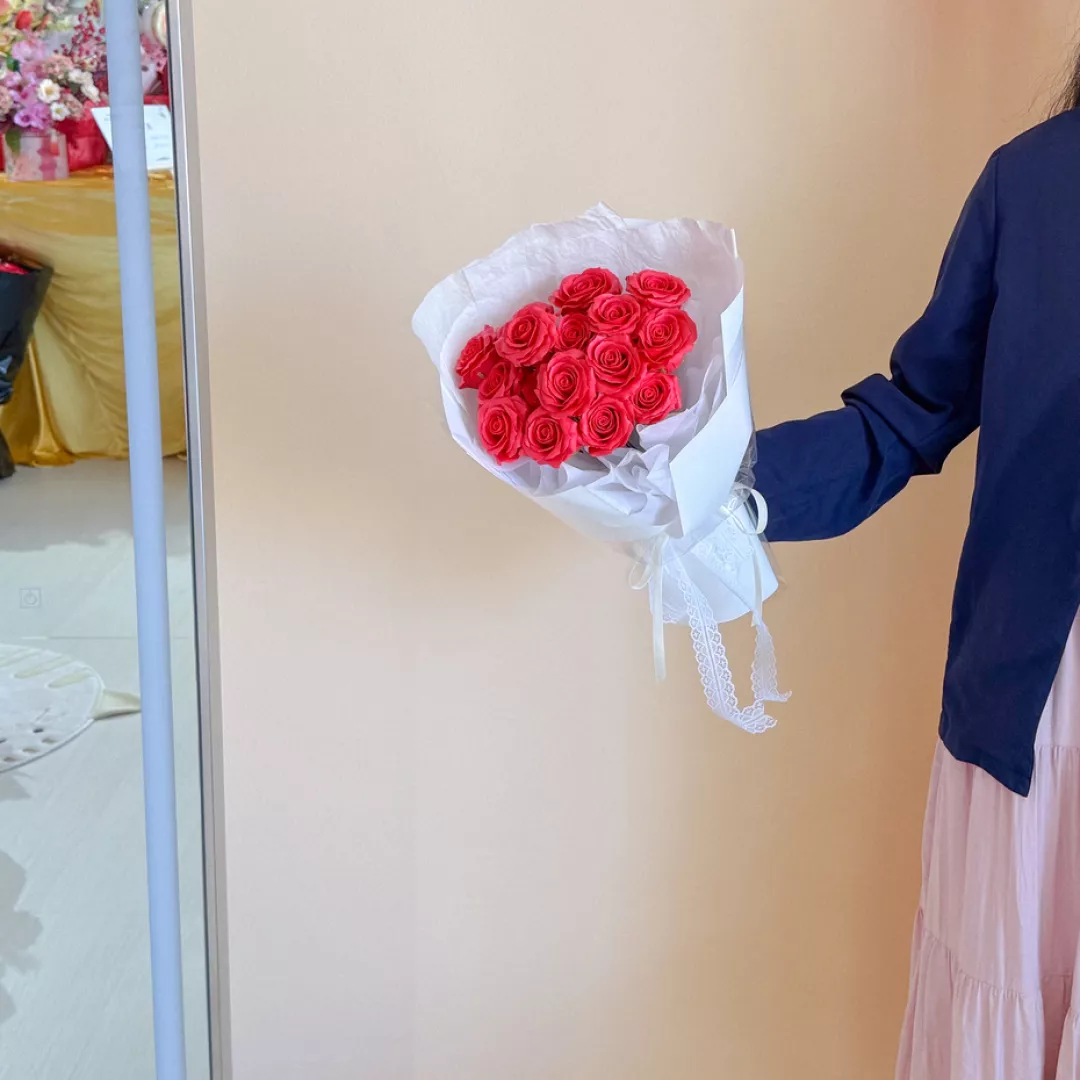 Soap Flower Bouquet | Roséra