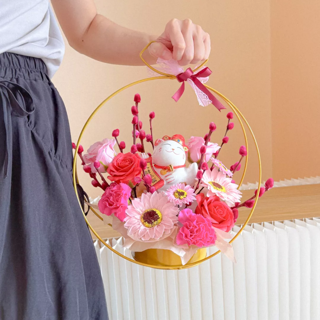 Congratulatory Soap Flower Box | Pinky Lucky Cat box