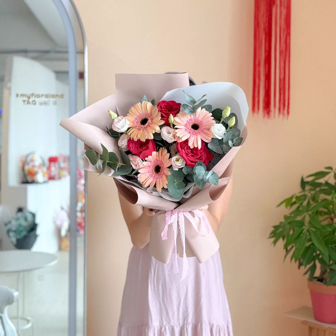 Fresh Flower Bouquet | Warm Echo