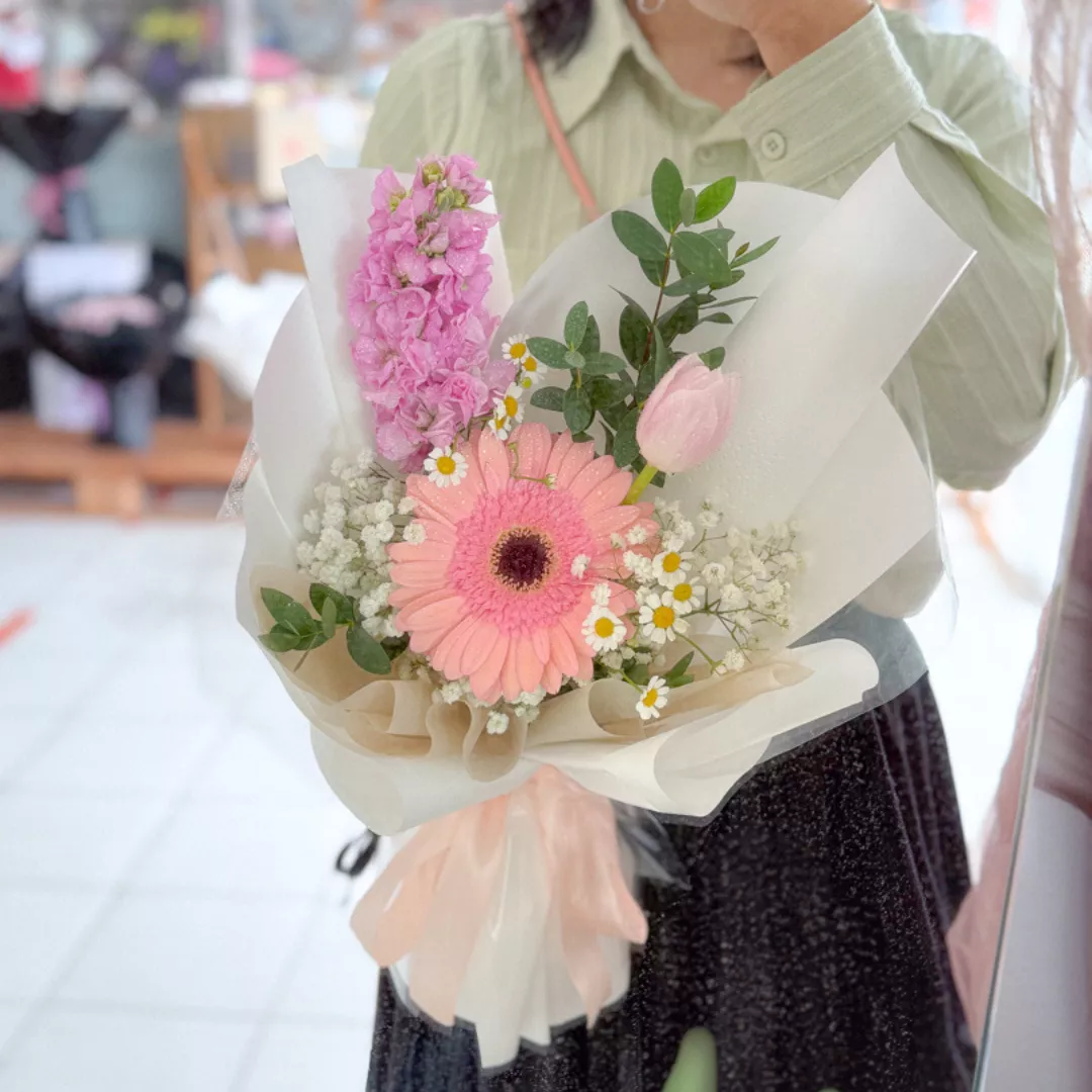 Fresh Flower Bouquet | Pink Breeze