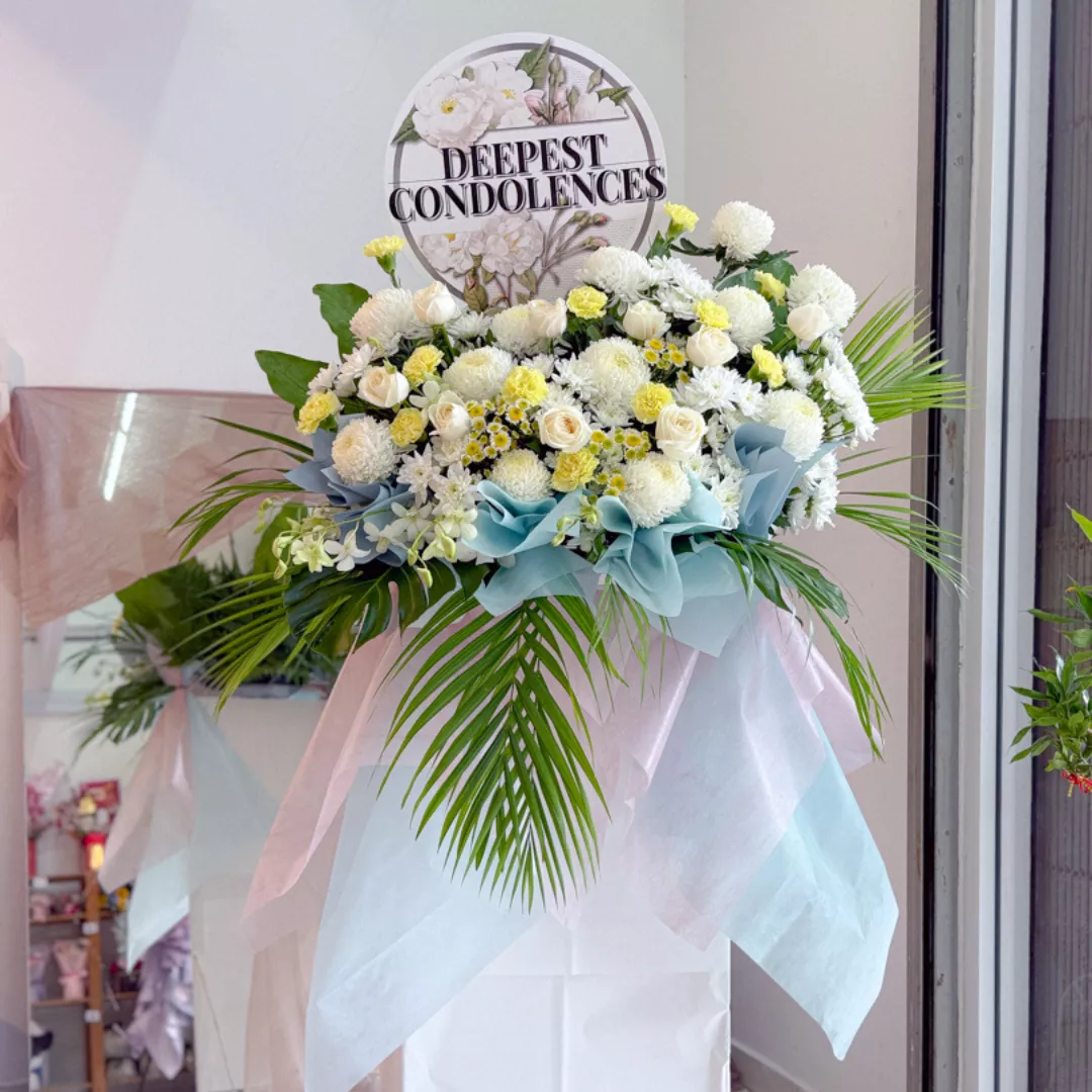 Sympathy Stand | Funeral Flower Stand 109