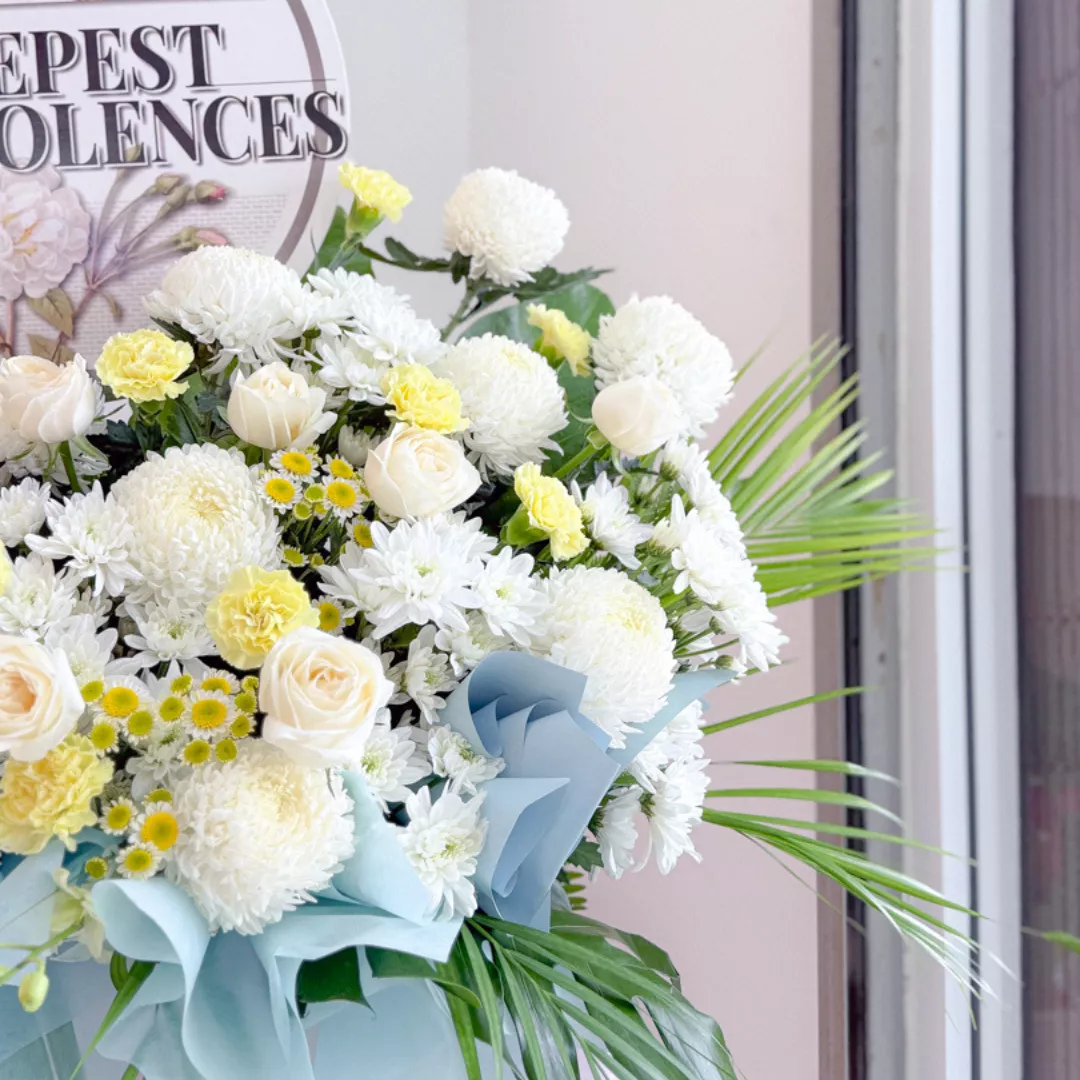Sympathy Stand | Funeral Flower Stand 109