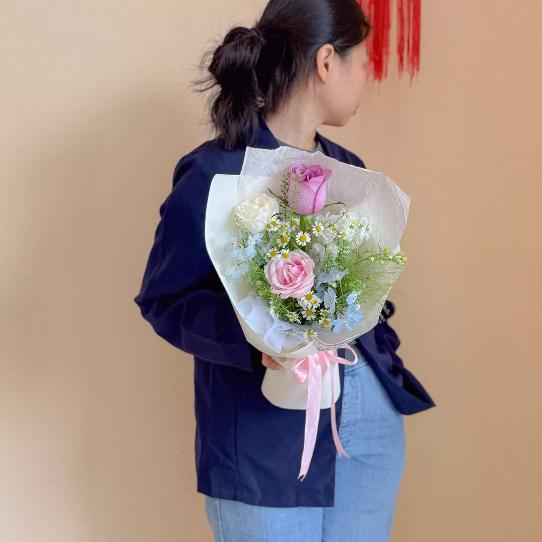 Omakase | Fresh Flower Bouquet | Delora