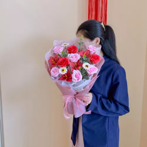 MD 26 | Soap Flower Bouquet – Rosavia