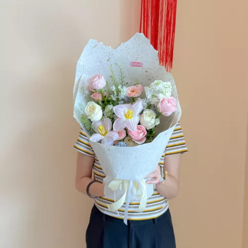 Fresh Flower Bouquet | April Diary