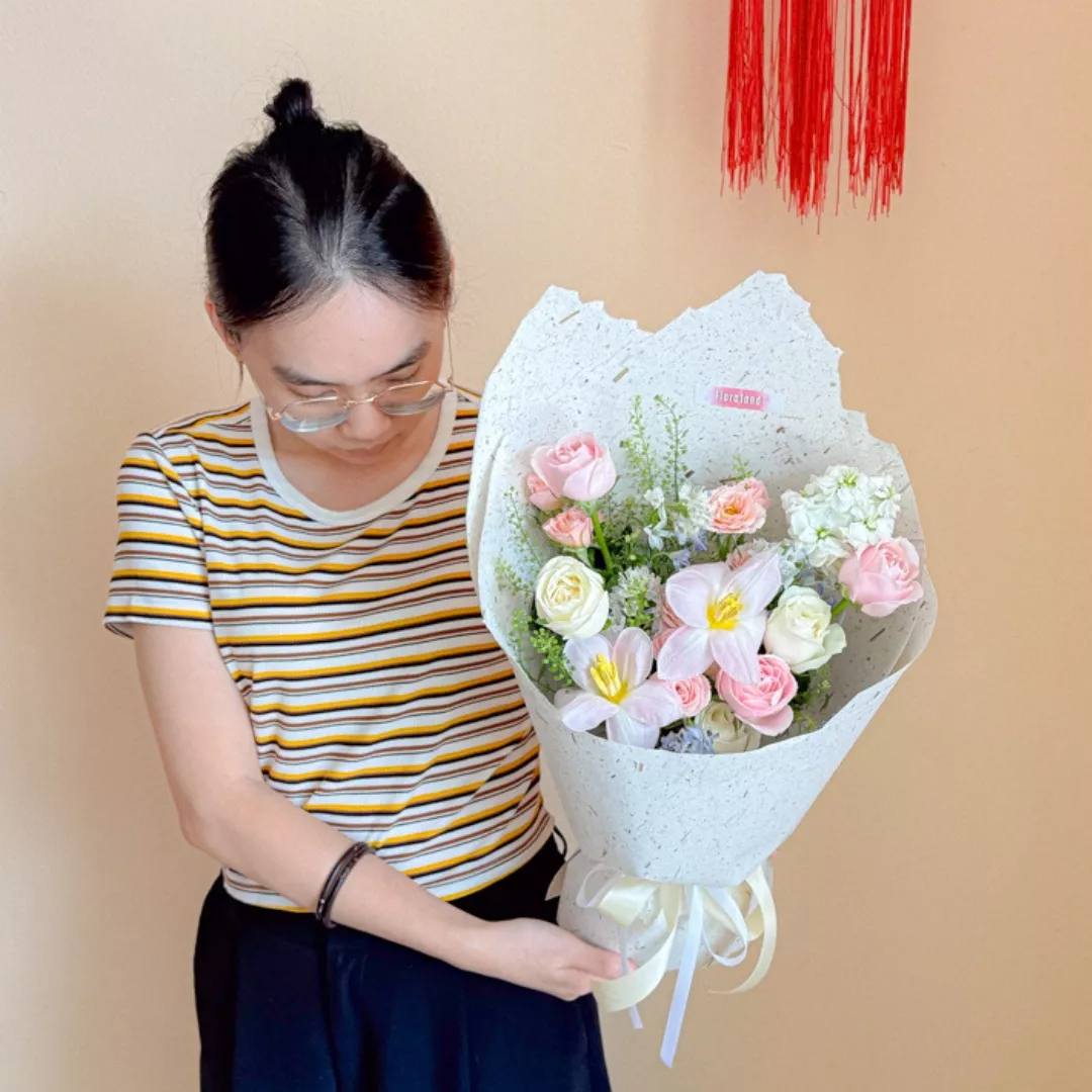 Fresh Flower Bouquet | April Diary