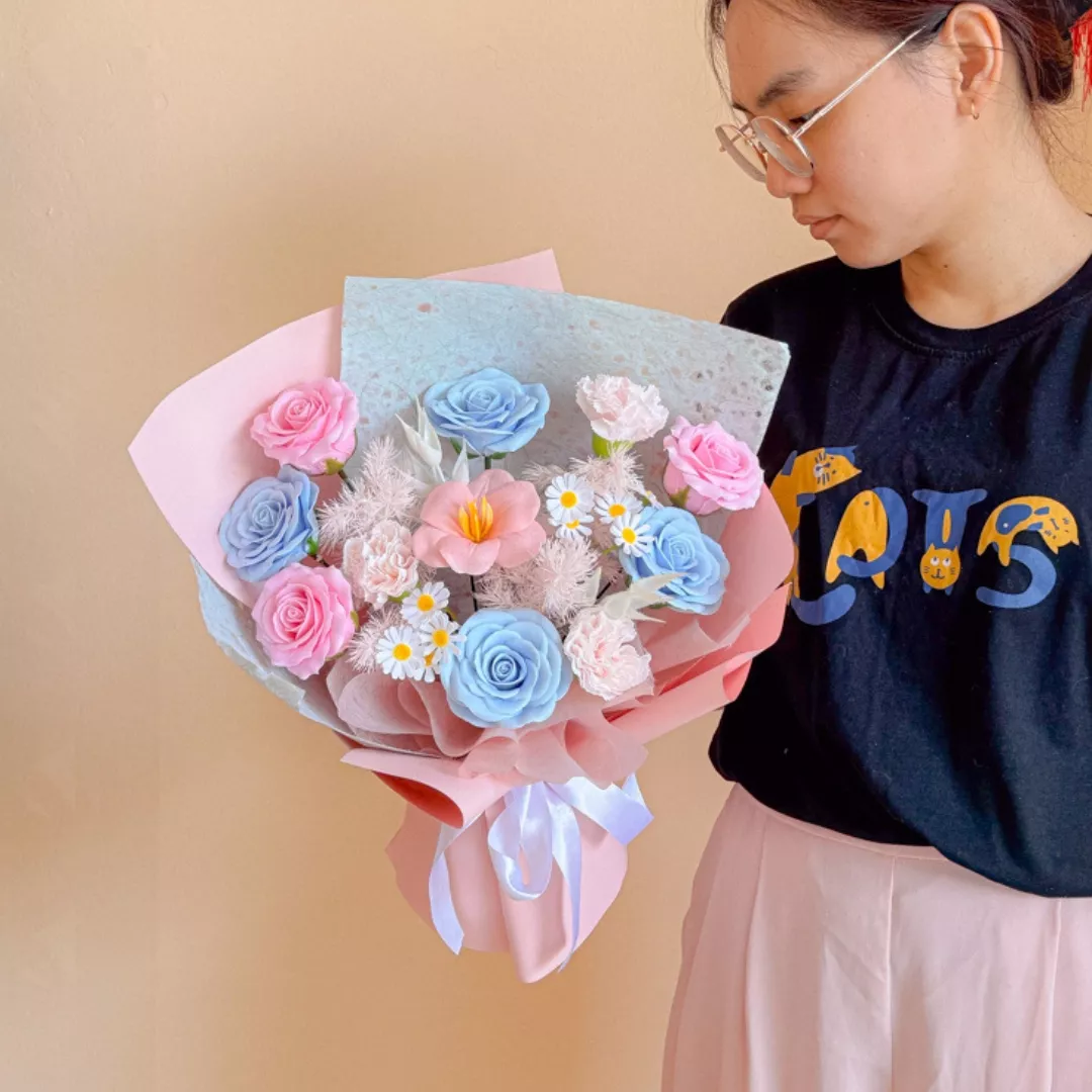 Soap Flower Bouquet | Candy Bloom