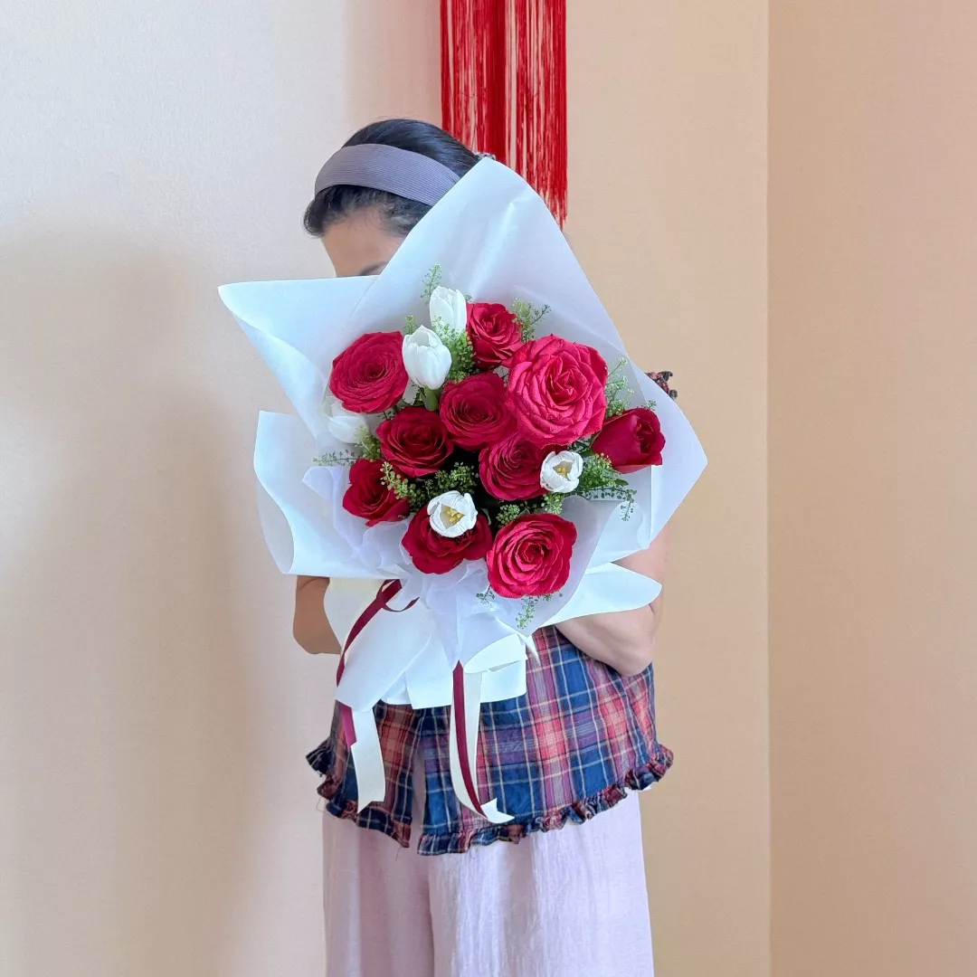 Fresh Flower Bouquet | First Date