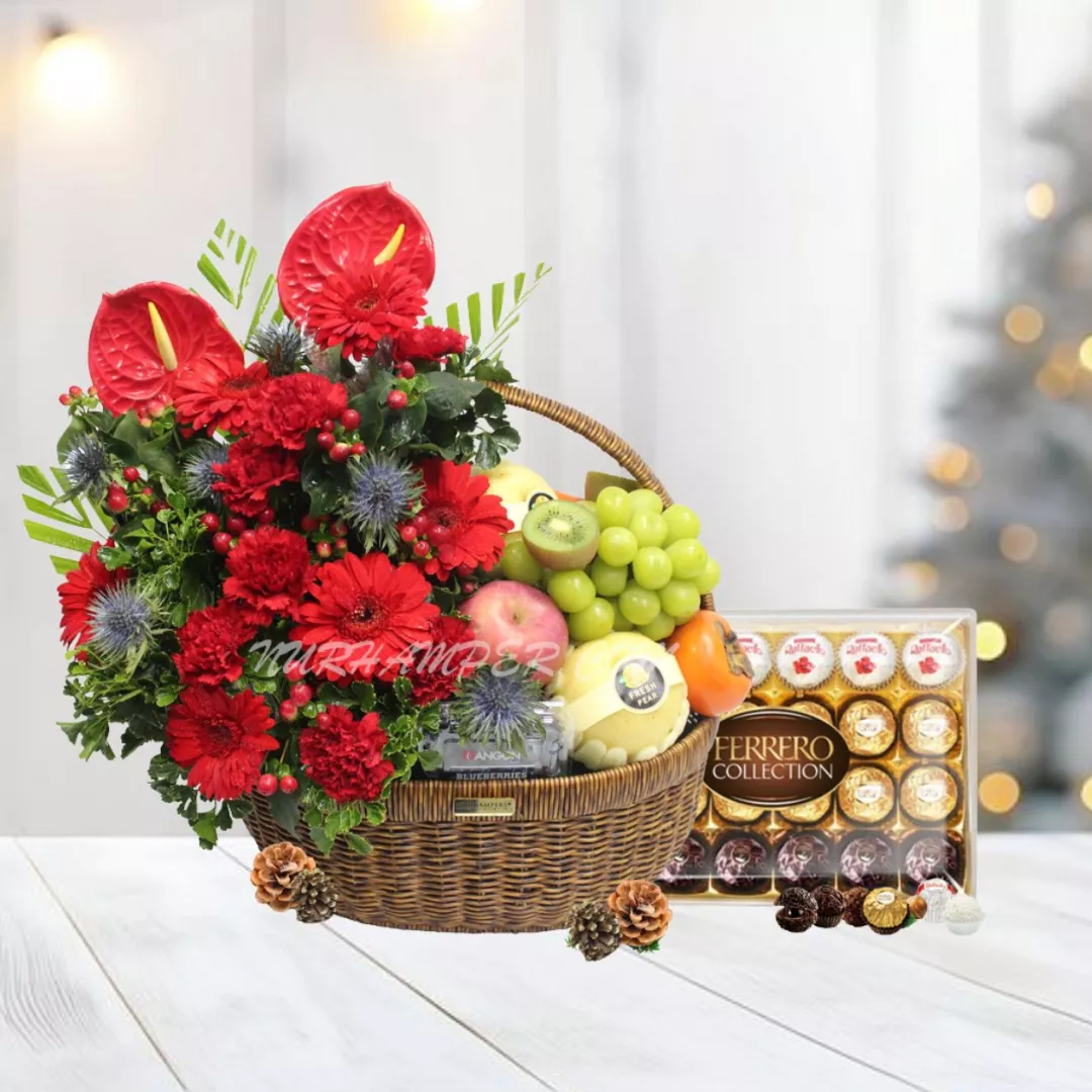 Santa’s Treat Fruit & Chocolate Basket (Klang Valley Only)