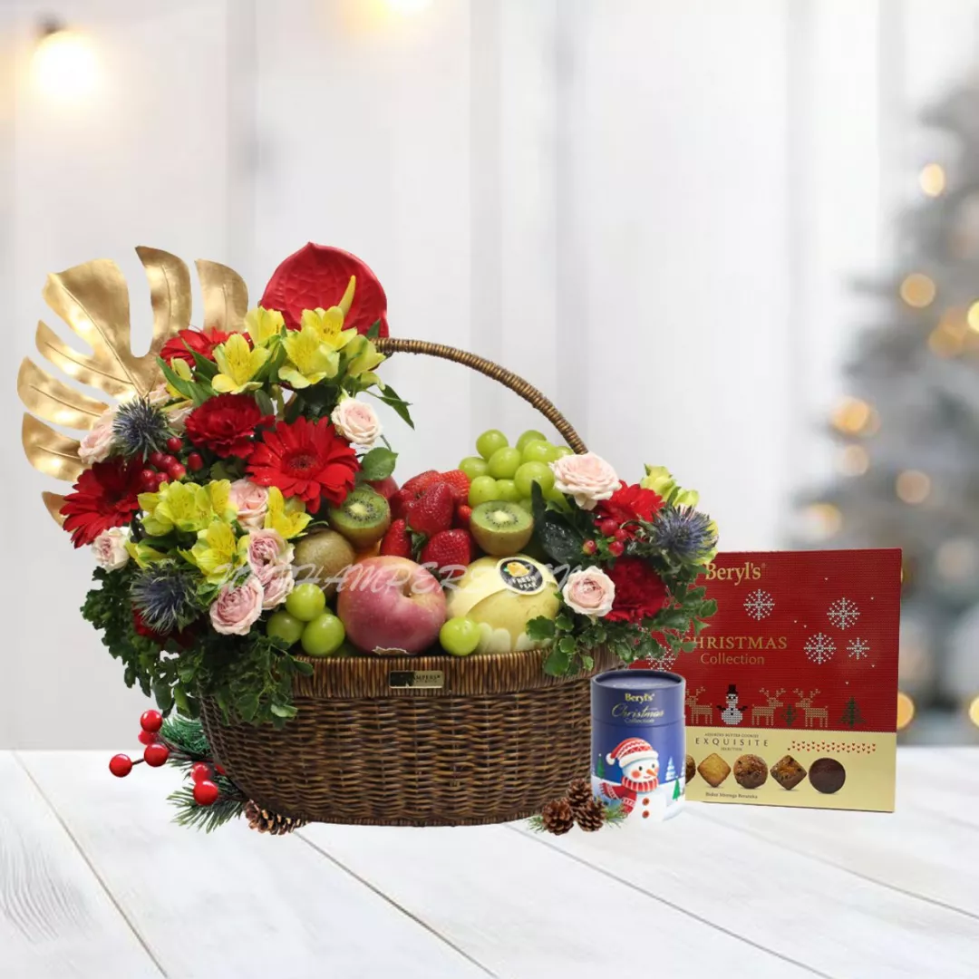 Luxury Christmas Fruit & Chocolate Indulgence Basket (Klang Valley Only)