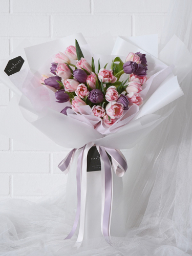 (Pre-order) Scentales Minimalist Pink & Purple Tulip Flower Bouquet