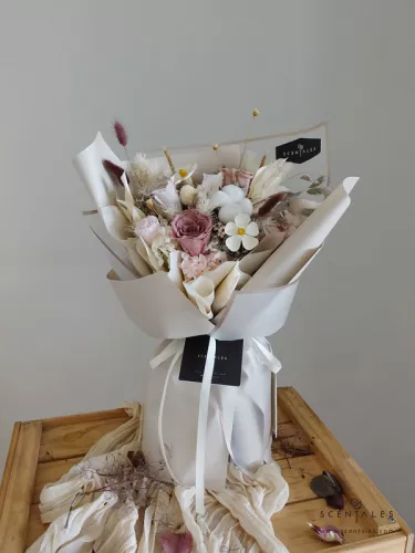 Scentales x Megan Preserved & Dried Flower Bouquet