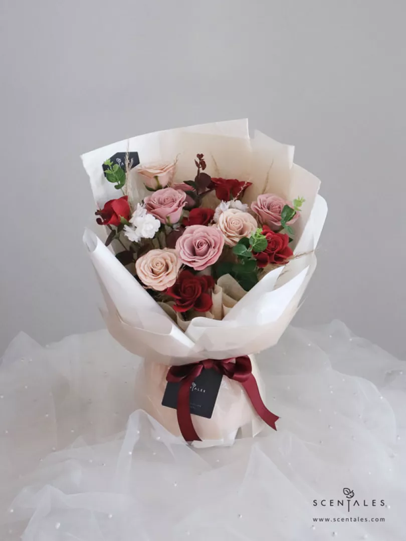 (2026 Valentine’s Day Special) Scentales Deeply Yours Soap Flower Bouquet